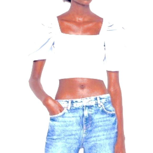 Zara Tops - NWT Zara cropped top puff sleeves  stretchy bodice On or off shoulder